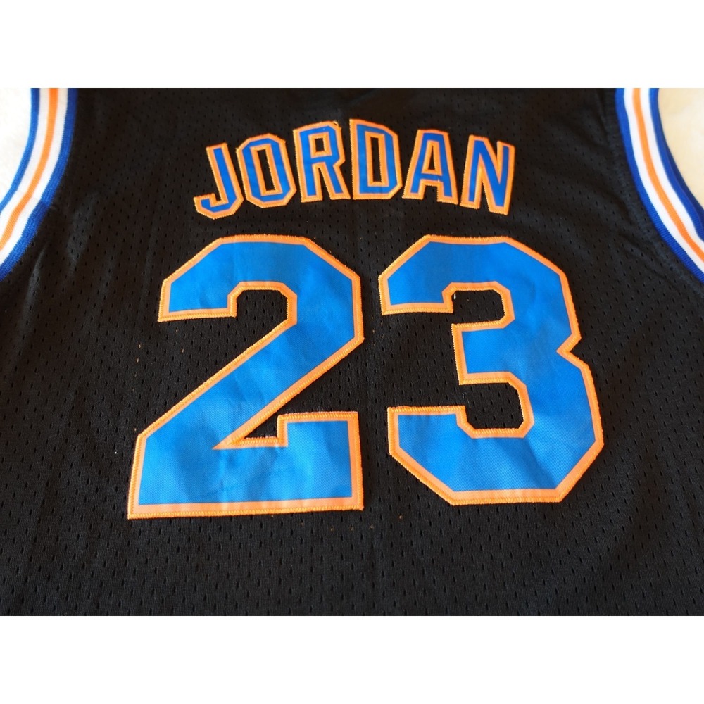 Vintage Michael Jordan Space Jam Tune Squad Black Jersey Stitched Kids XL 23 - Picture 11 of 13